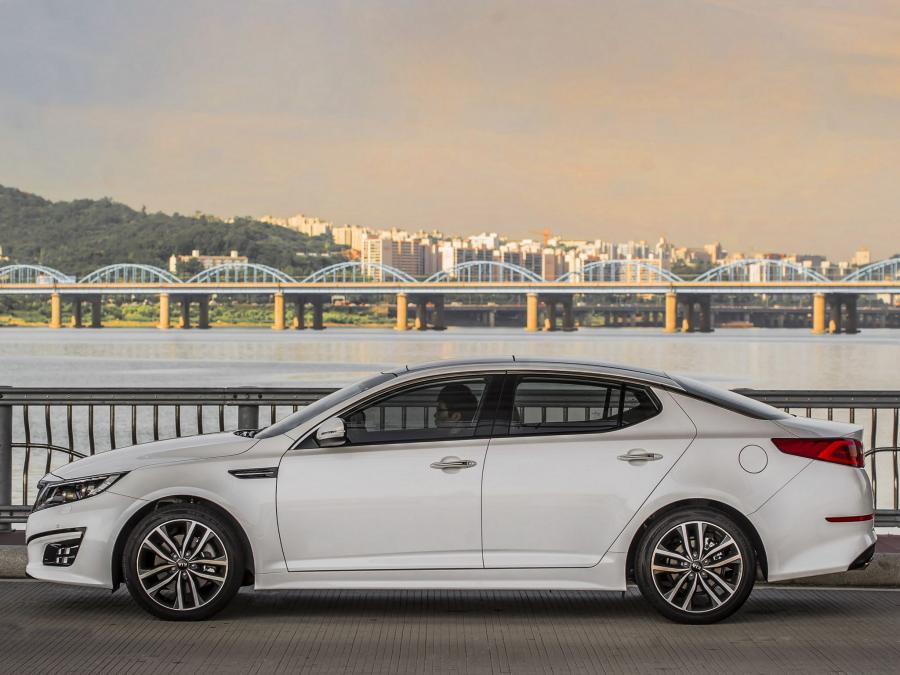  Kia Optima 2013 года  (фото 30 из 63)